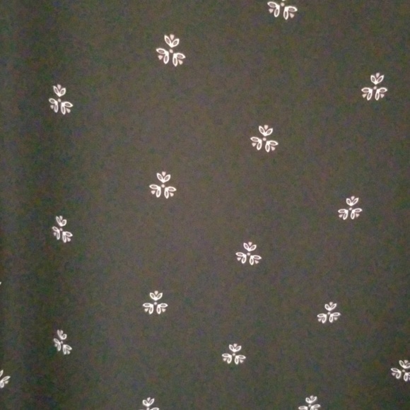 Loft long sleeve bell sleeve patterned blouse - Picture 4 of 5